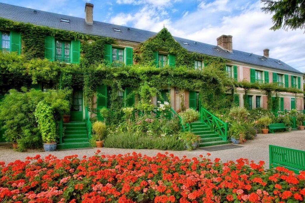 Maison Fleurs De Lys, Climatisee, Wifi Et Parking Privee Gratuit, Lave-Linge, Vernon Giverny Dış mekan fotoğraf